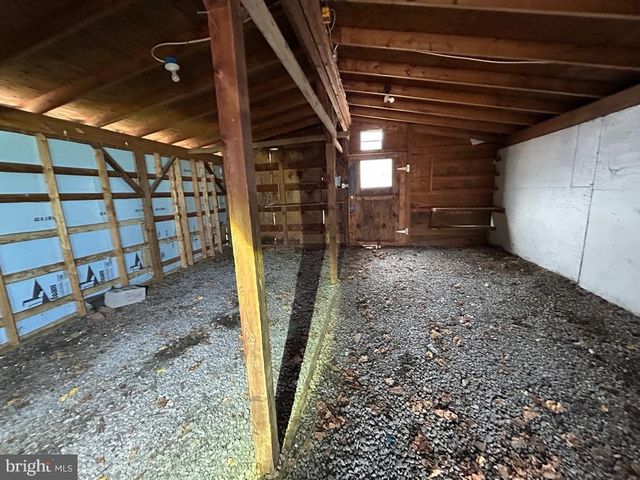 21 N QUEEN ST, Shippensburg, PA 17257