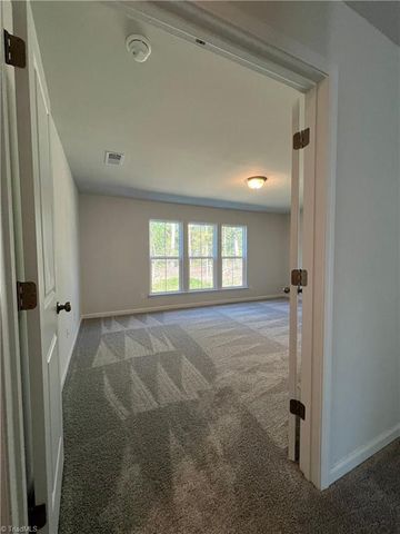 914 Lampton Court, Jamestown, NC 27282