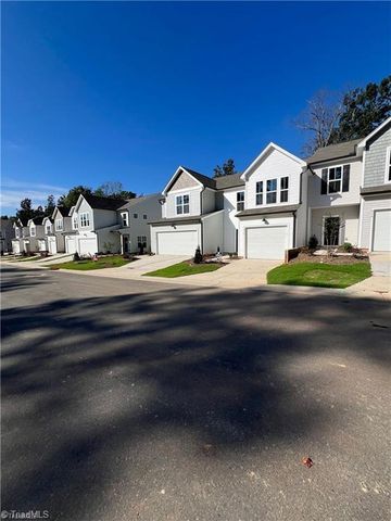 914 Lampton Court, Jamestown, NC 27282