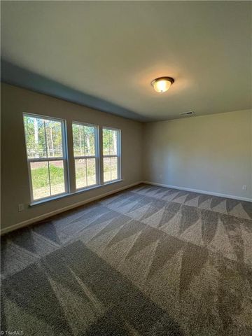 914 Lampton Court, Jamestown, NC 27282