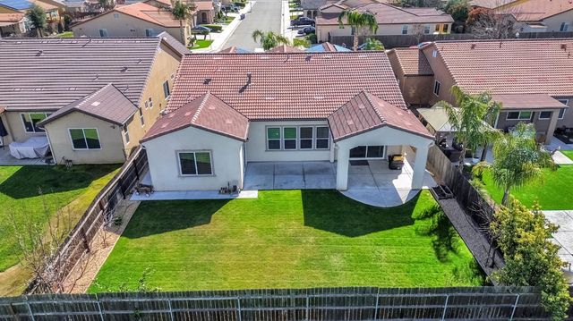3255 Roberts Avenue, Clovis, CA 93619