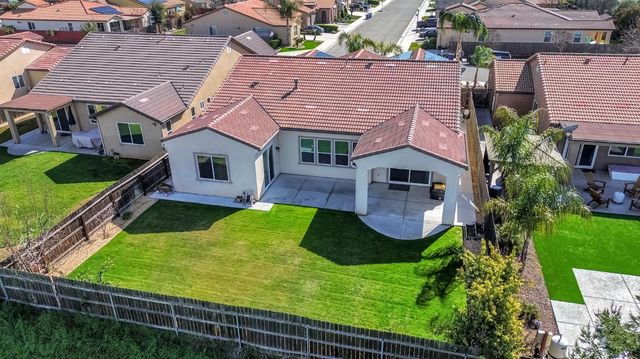 3255 Roberts Avenue, Clovis, CA 93619