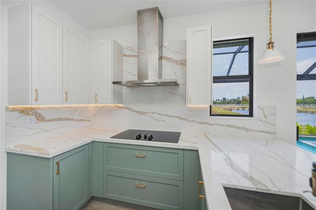 7 SUNFLOWER DRIVE, Placida, FL 33946