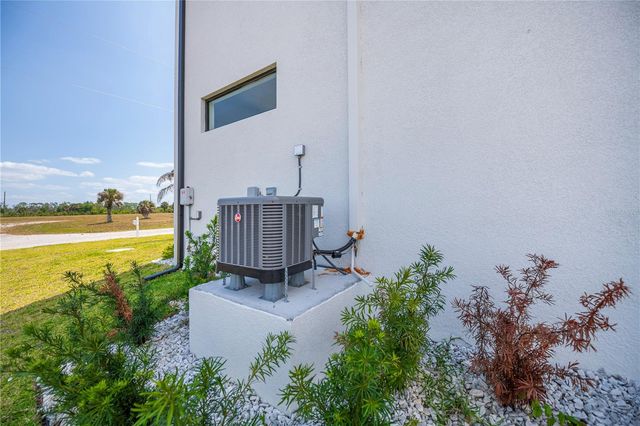7 SUNFLOWER DRIVE, Placida, FL 33946