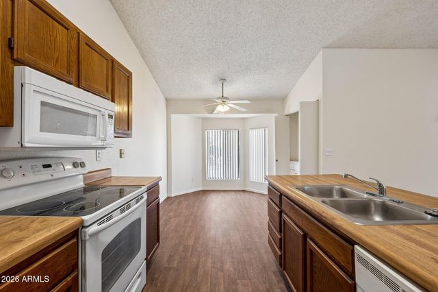 5236 W PEORIA Avenue 239, Glendale, AZ 85302