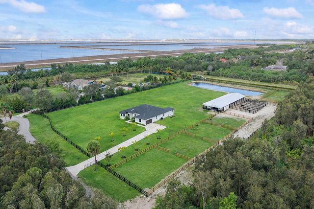 19921 Skyhawk Lane, The Acreage, FL 33470