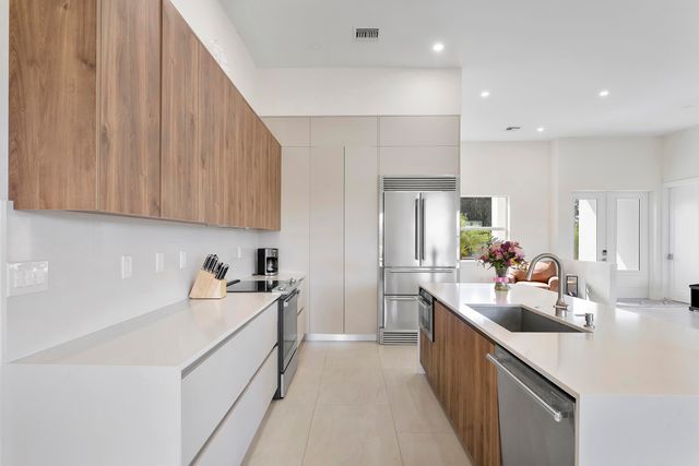 19921 Skyhawk Lane, The Acreage, FL 33470