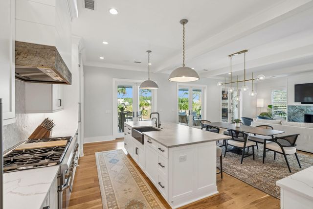 473 Lesesne Street, Charleston, SC 29492