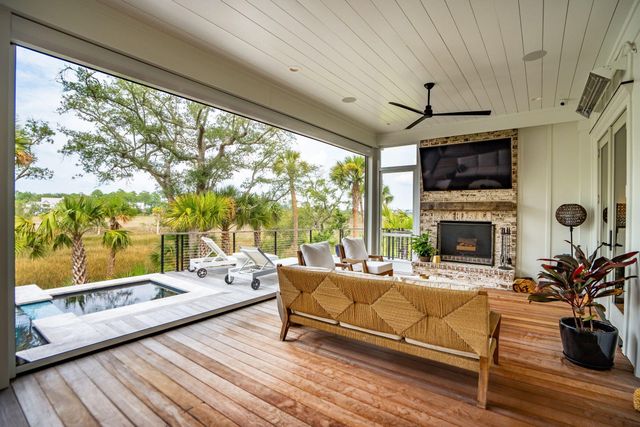 473 Lesesne Street, Charleston, SC 29492