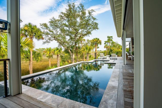 473 Lesesne Street, Charleston, SC 29492