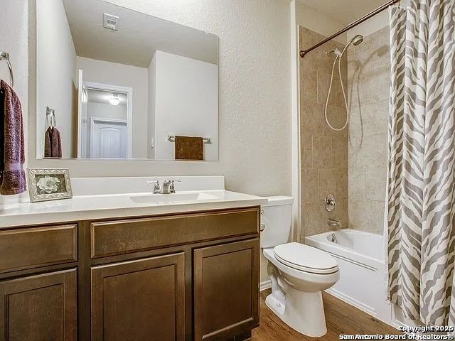 9006 Blanco Park, Converse, TX 78109