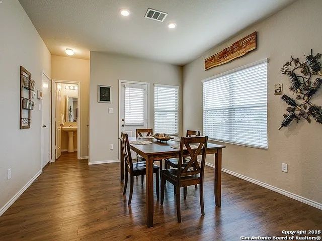 9006 Blanco Park, Converse, TX 78109