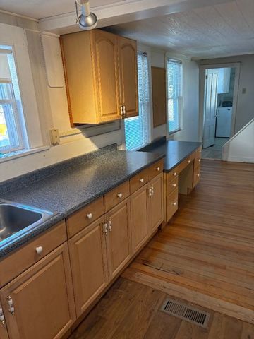 21 Concord Hill Road, Pittsfield, NH 03263