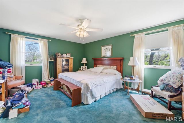 740 Penny Court, Ballwin, MO 63011