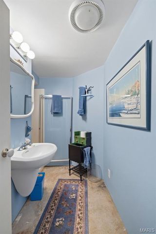 740 Penny Court, Ballwin, MO 63011