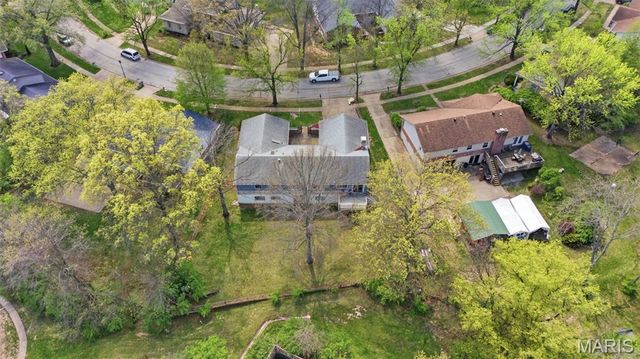 740 Penny Court, Ballwin, MO 63011