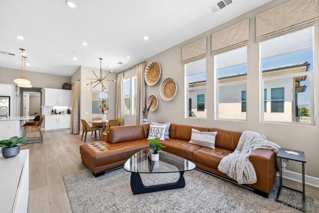 16750 Coyote Bush Drive 94, San Diego, CA 92127