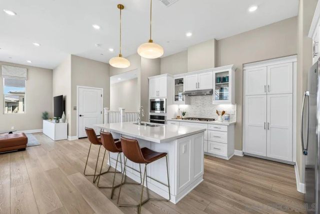 16750 Coyote Bush Drive 94, San Diego, CA 92127