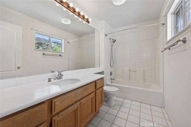 4311 San Viscaya Circle, Corona, CA 92882