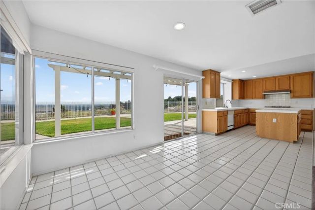 4311 San Viscaya Circle, Corona, CA 92882