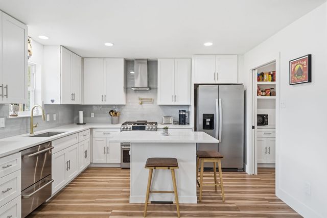 8903 Railton Street, Houston, TX 77080