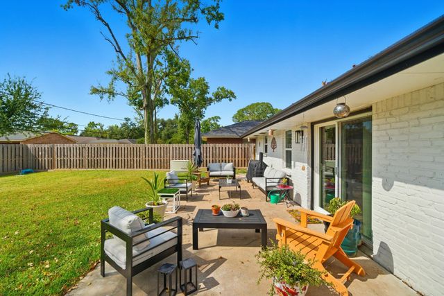 8903 Railton Street, Houston, TX 77080