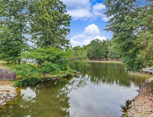132 Oakridge Road, Hot Springs, AR 71913