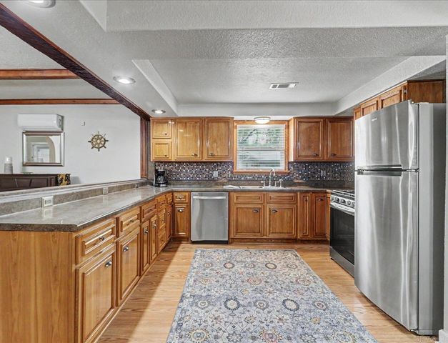 132 Oakridge Road, Hot Springs, AR 71913