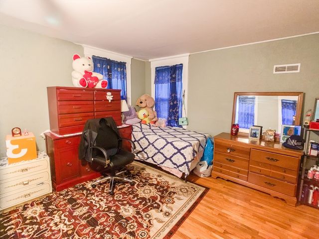 6 Webster Street 1, Somerville, MA 02145