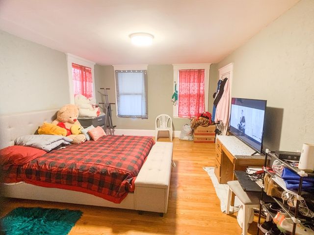 6 Webster Street 1, Somerville, MA 02145