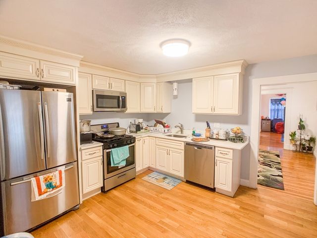 6 Webster Street 1, Somerville, MA 02145