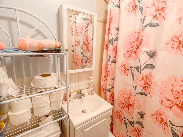 6 Webster Street 1, Somerville, MA 02145