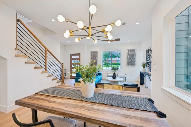 513 W Odell ST A, Austin, TX 78752