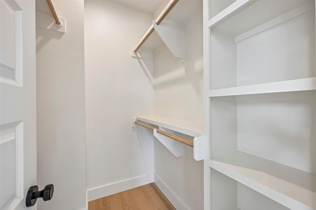 513 W Odell ST A, Austin, TX 78752