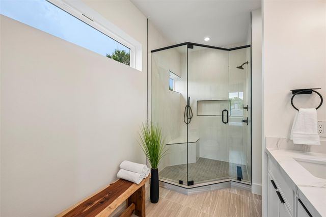 513 W Odell ST A, Austin, TX 78752