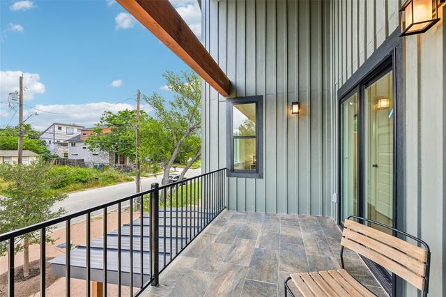513 W Odell ST A, Austin, TX 78752