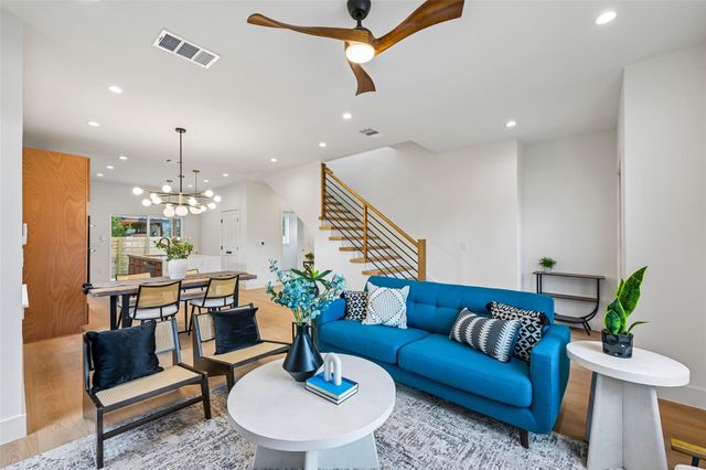 513 W Odell ST A, Austin, TX 78752