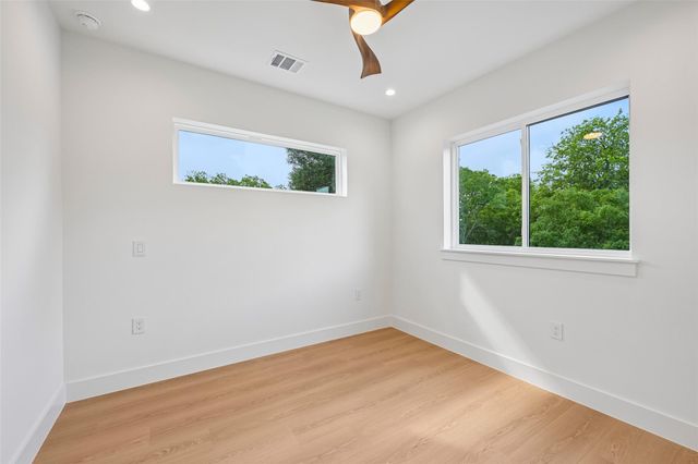 513 W Odell ST A, Austin, TX 78752