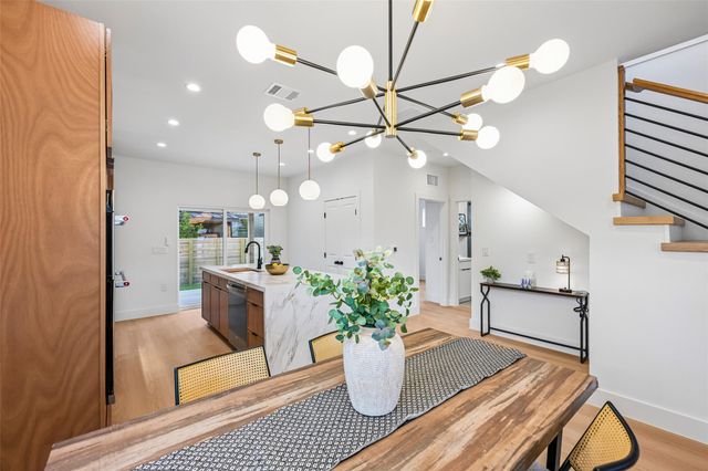 513 W Odell ST A, Austin, TX 78752