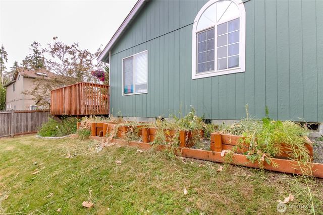 1613 197th Street Ct E, Spanaway, WA 98387