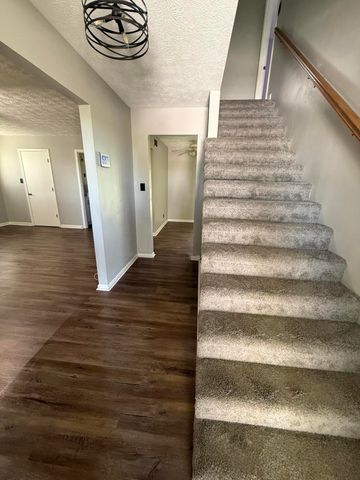 582 Hutchison Road, Paris, KY 40361