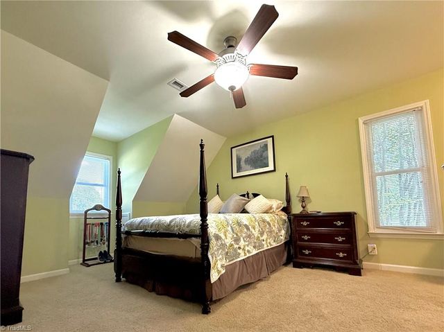 1104 Elmwood Avenue, High Point, NC 27265