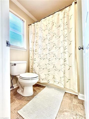 1104 Elmwood Avenue, High Point, NC 27265