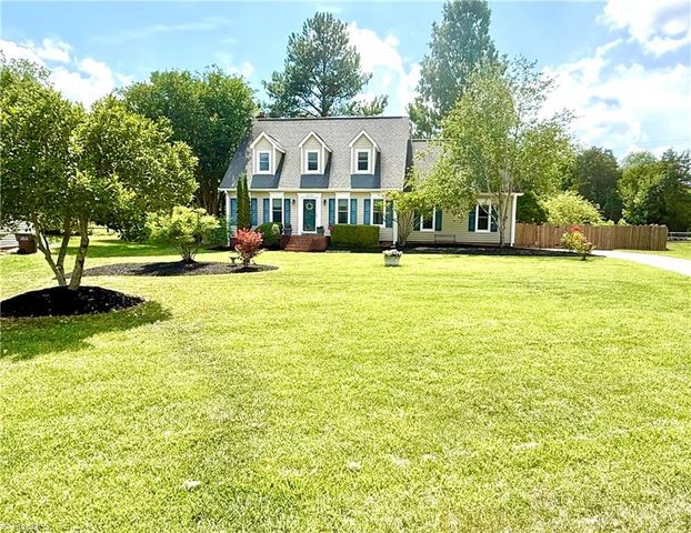 1104 Elmwood Avenue, High Point, NC 27265