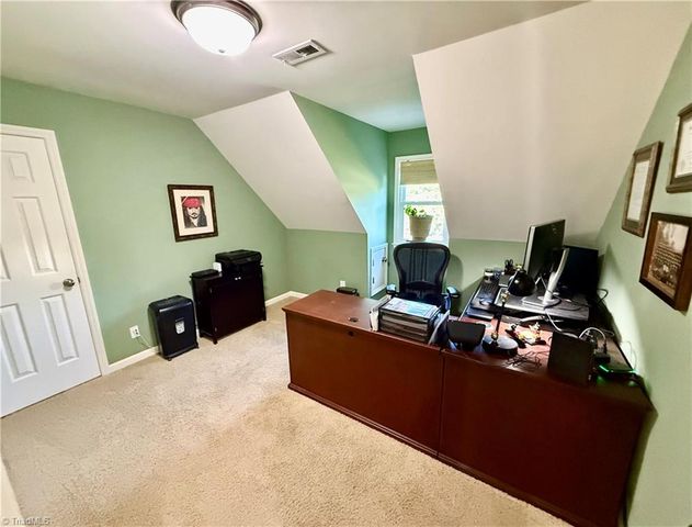 1104 Elmwood Avenue, High Point, NC 27265