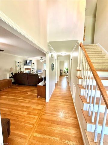 1104 Elmwood Avenue, High Point, NC 27265