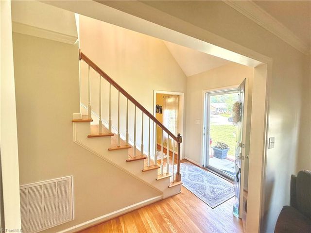 1104 Elmwood Avenue, High Point, NC 27265