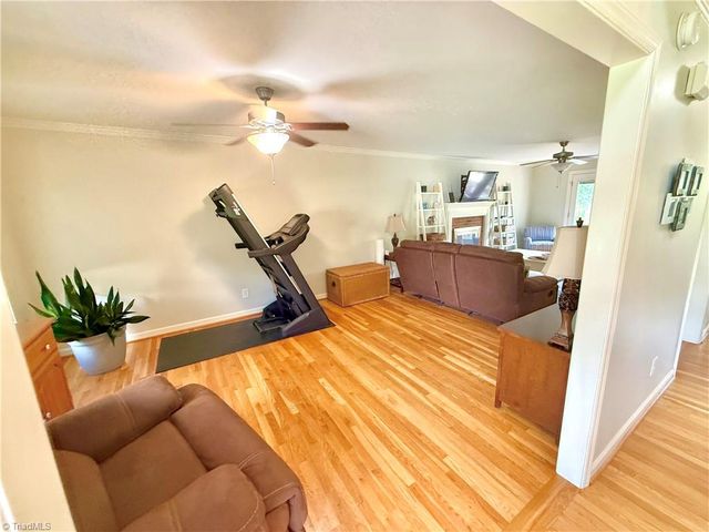 1104 Elmwood Avenue, High Point, NC 27265