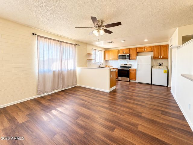 5723 N 62ND Avenue, Glendale, AZ 85301