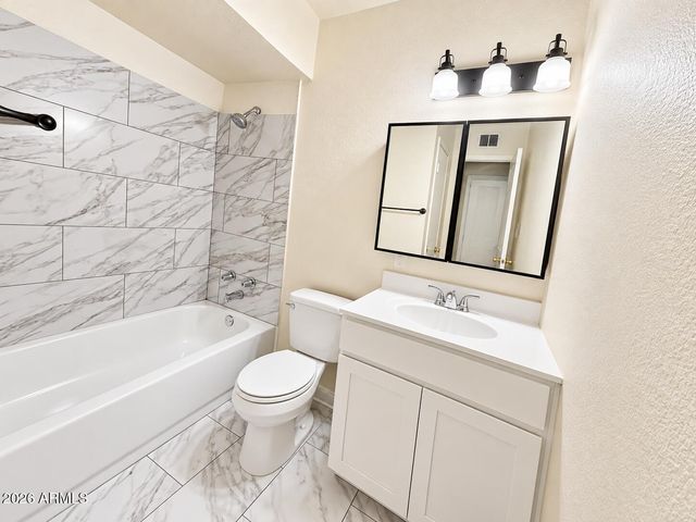 5723 N 62ND Avenue, Glendale, AZ 85301